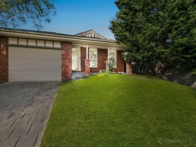 22 Allunga Parade, Berwick VIC 3806