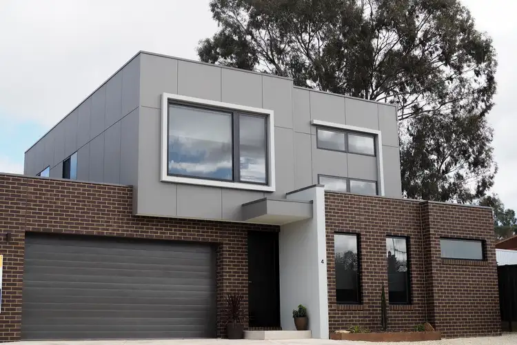 Second view of Homely townhouse listing, 4/17 Bakewell Street, North Bendigo VIC 3550