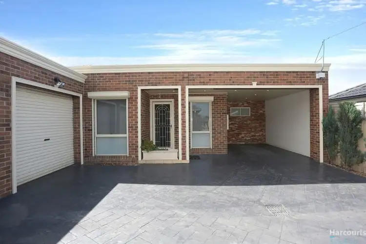 Main view of Homely unit listing, 2/10 Edna Street, Thomastown VIC 3074