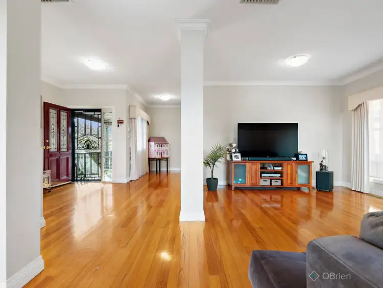 Fifth view of Homely house listing, 5 Edrington Park Drive, Berwick VIC 3806