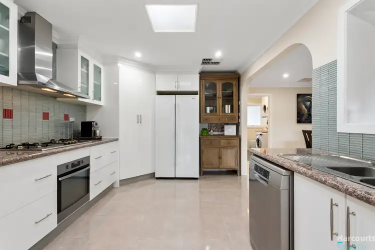 Third view of Homely house listing, 7 Judith Court, Lalor VIC 3075