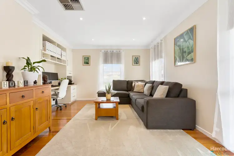 Fifth view of Homely house listing, 7 Judith Court, Lalor VIC 3075
