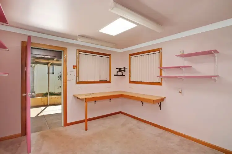 Fifth view of Homely house listing, 33 Chisholm Crescent, Bradbury NSW 2560