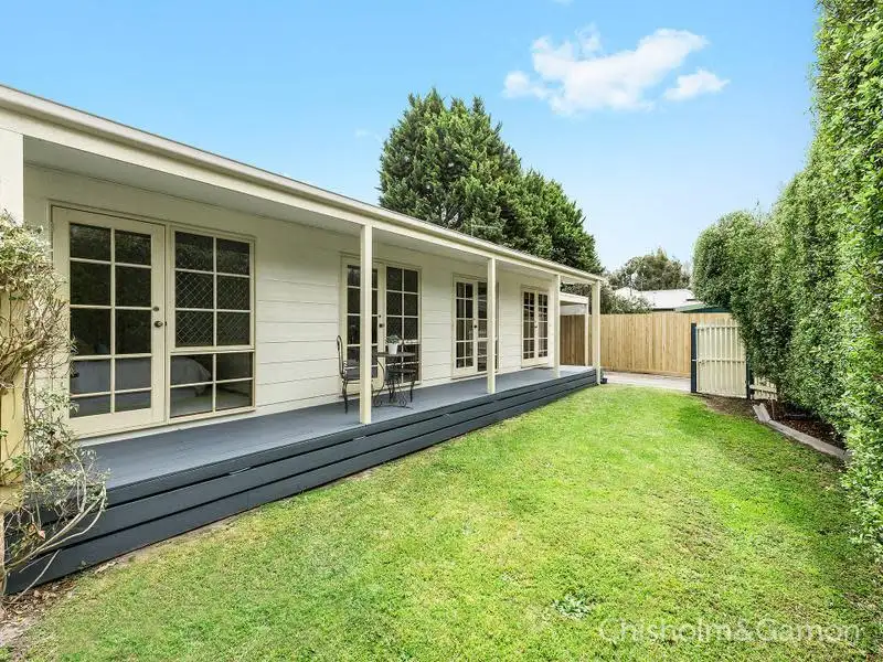 Main view of Homely unit listing, 2/9 Davey Street, Parkdale VIC 3195
