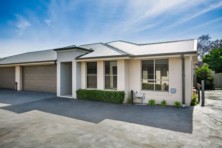 Main view of Homely villa listing, 5/20-22 Greenacre Road, Wollongong NSW 2500