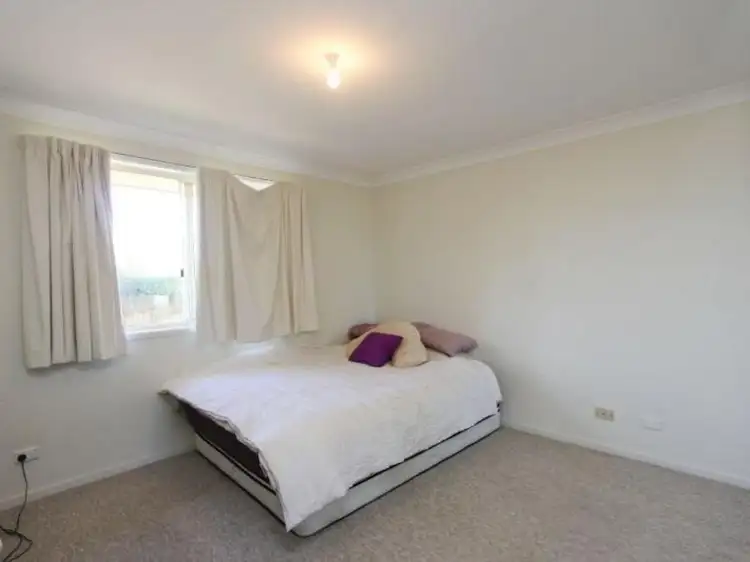 Sixth view of Homely semi-detached listing, 2/33 Chantilly Court, Goulburn NSW 2580