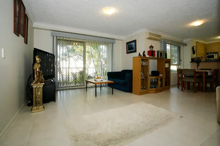 Fourth view of Homely unit listing, 3/2-4 Mountain View Avenue, Miami QLD 4220