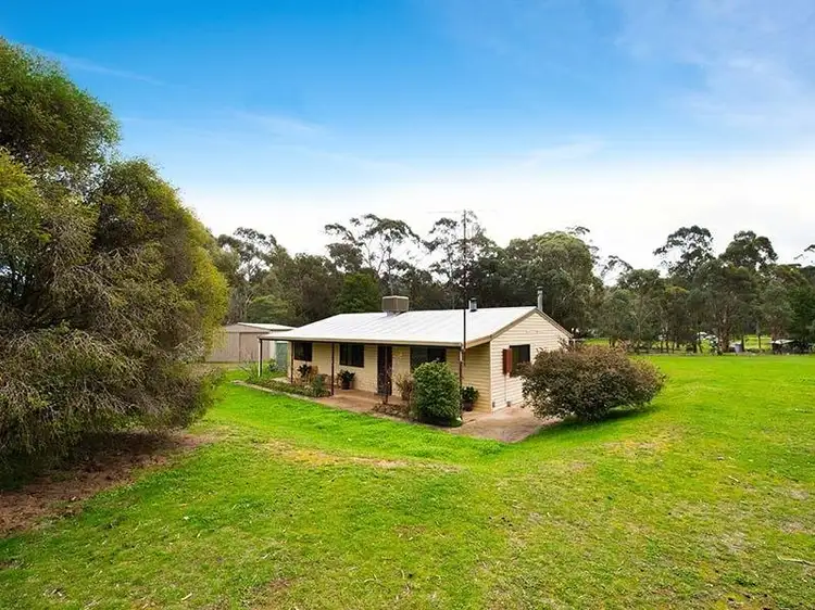 7 Maclise Street, Fryerstown VIC 3451