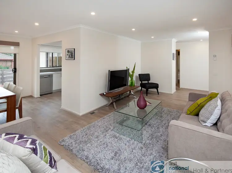Sixth view of Homely house listing, 10 Stainsby Close, Endeavour Hills VIC 3802