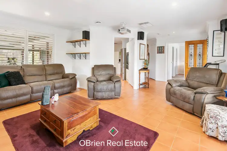 Second view of Homely house listing, 5 Nicholas Court, Carrum Downs VIC 3201