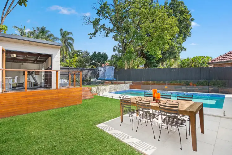 16 Currawong Avenue, Lane Cove NSW 2066