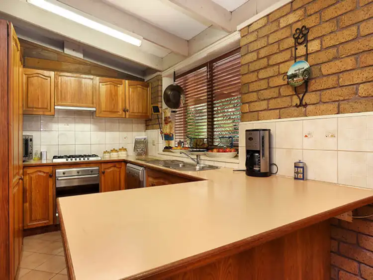 Sixth view of Homely house listing, 10 Fay Court, Somerville VIC 3912
