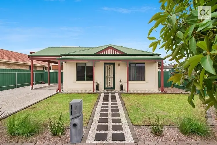 4 Balmoral Street, Hillcrest SA 5086