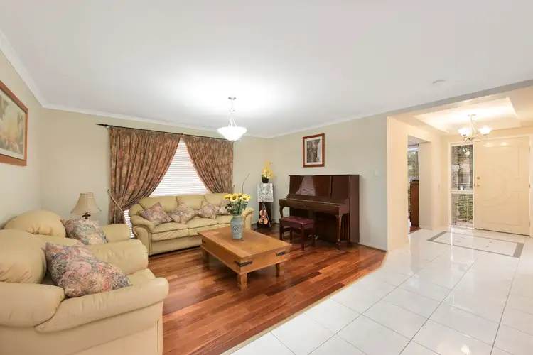 Fifth view of Homely house listing, 4 Coventry Circuit, Carindale QLD 4152
