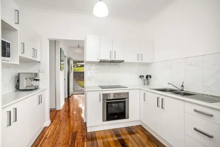 Fifth view of Homely house listing, 37 Figtree Crescent, Figtree NSW 2525