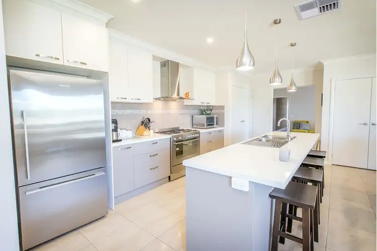 Fifth view of Homely house listing, 1 Ann Drive, Jindera NSW 2642