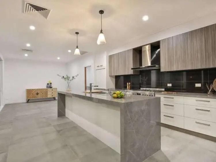 Third view of Homely house listing, 8 Brassie Place, Mildura VIC 3500
