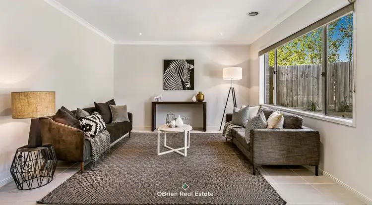 Fifth view of Homely house listing, 2 Bitalli Place, Sandhurst VIC 3977
