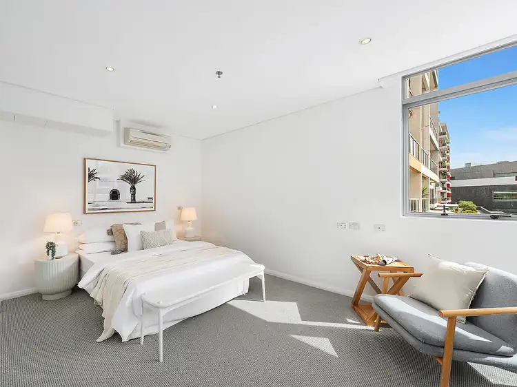 Fifth view of Homely apartment listing, 401/6 Lachlan Street, Waterloo NSW 2017