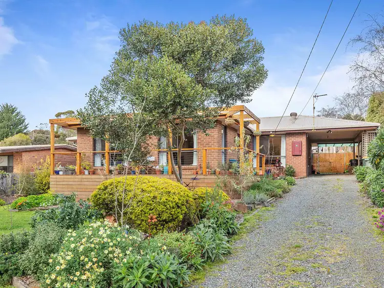 105 Simpson Street, Buninyong VIC 3357