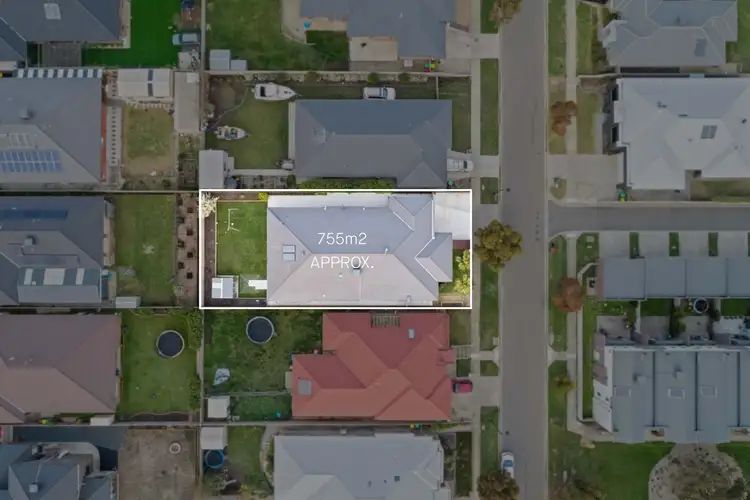 Second view of Homely house listing, 33 Canopy Avenue, Alfredton VIC 3350