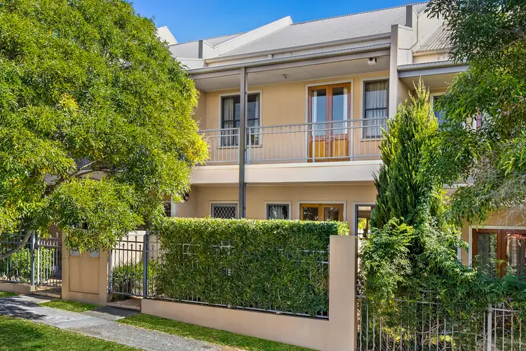 4/24 Fisher Street, Wollongong NSW 2500