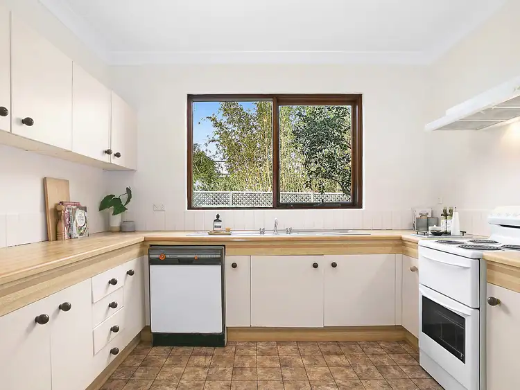 Fifth view of Homely house listing, 102 St James Road, Bondi Junction NSW 2022