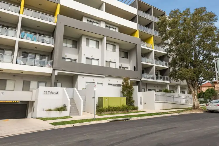 25/26 Tyler Street, Campbelltown NSW 2560