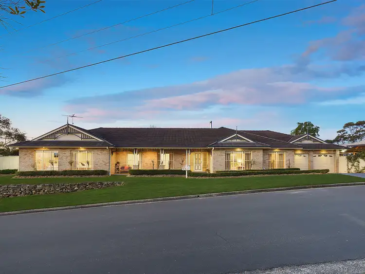 106 Somerville Road, Hornsby Heights NSW 2077