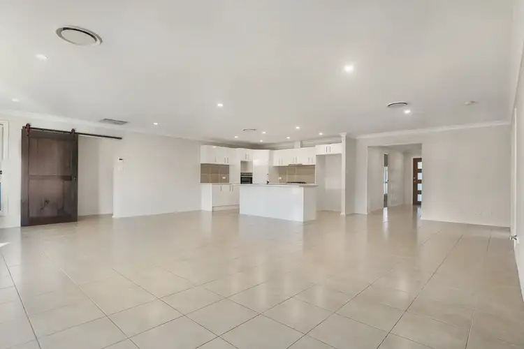 Fifth view of Homely house listing, 5 Kidd Circuit, Goulburn NSW 2580