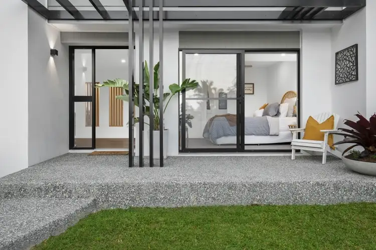 Second view of Homely house listing, 72 Parasol Street, Ashmore QLD 4214