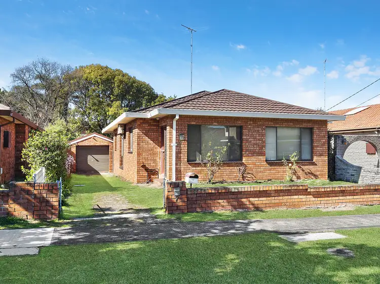 Main view of Homely house listing, 7 Eyre Street, Chifley NSW 2036