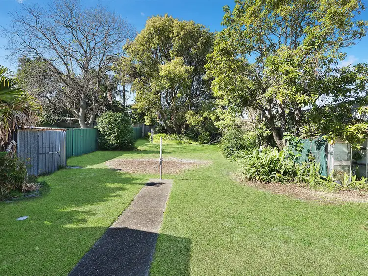 Third view of Homely house listing, 7 Eyre Street, Chifley NSW 2036