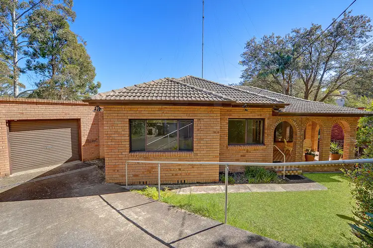 12 Noble Street, Hornsby NSW 2077