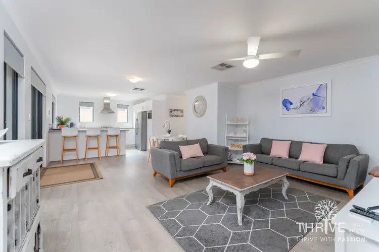 2 Oakleigh Pass, Harrisdale WA 6112