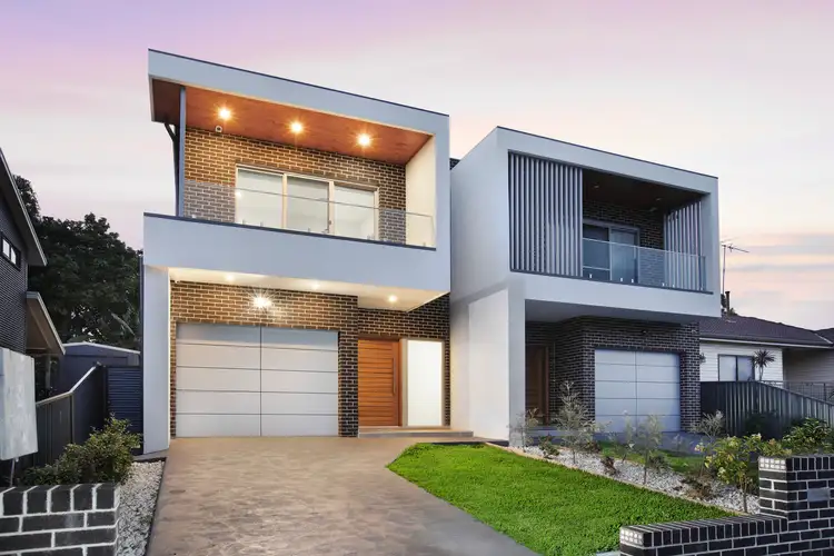 Main view of Homely semi-detached listing, 5b North West Arm Road, Gymea NSW 2227