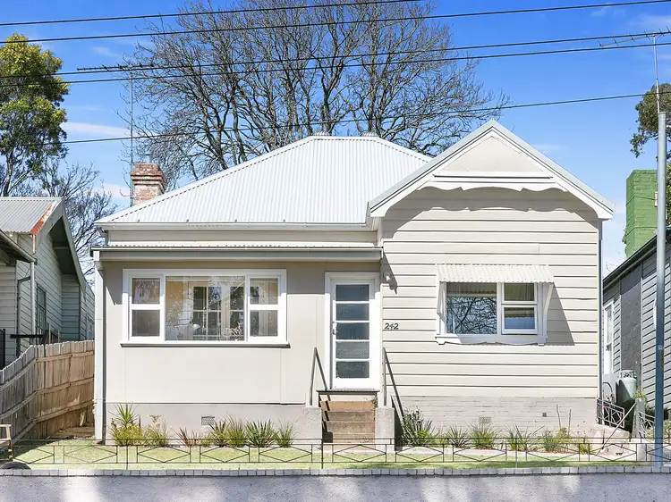 242 Bathurst Road, Katoomba NSW 2780