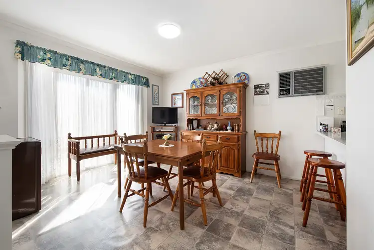 Sixth view of Homely house listing, 9 Dava Court, Kangaroo Flat VIC 3555