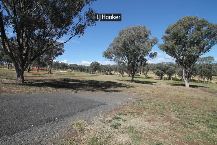 62 Bimbadeen Drive, Inverell NSW 2360
