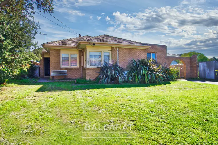209 Finch Street, Ballarat East VIC 3350