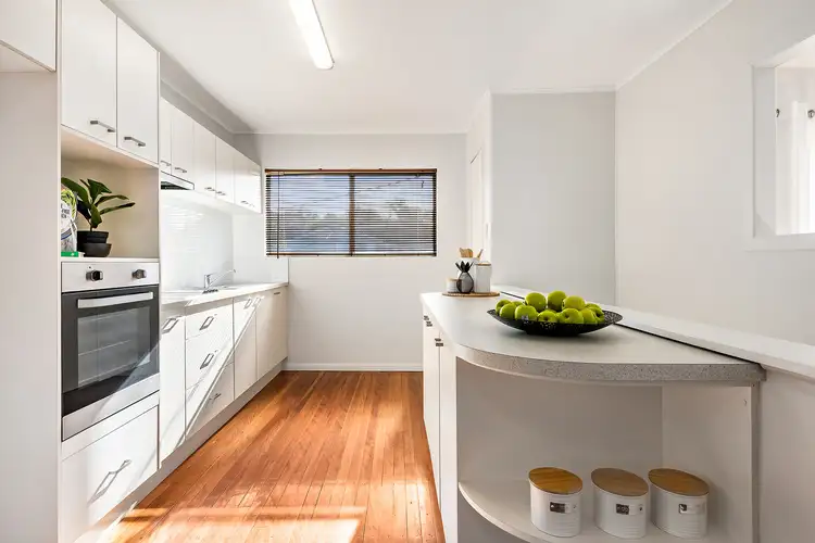 Fifth view of Homely house listing, 2 Herswell Avenue, Wynnum West QLD 4178