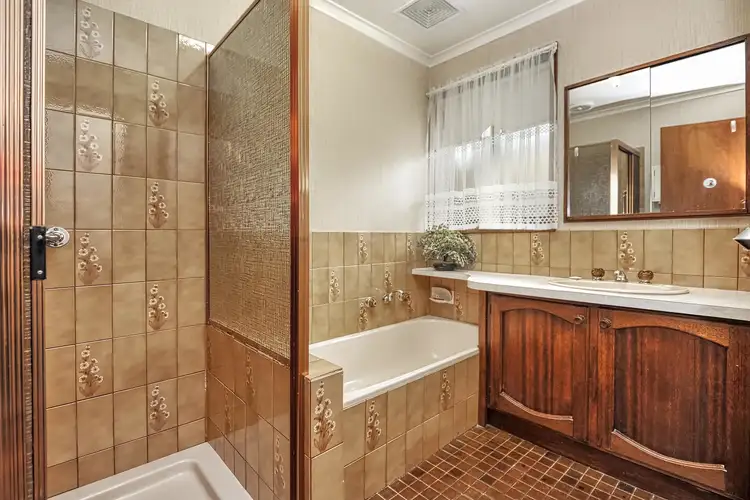 Fifth view of Homely house listing, 11 Ellerker Avenue, Ararat VIC 3377