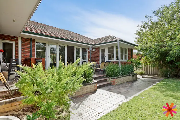 42 Waratah Avenue, Dalkeith WA 6009