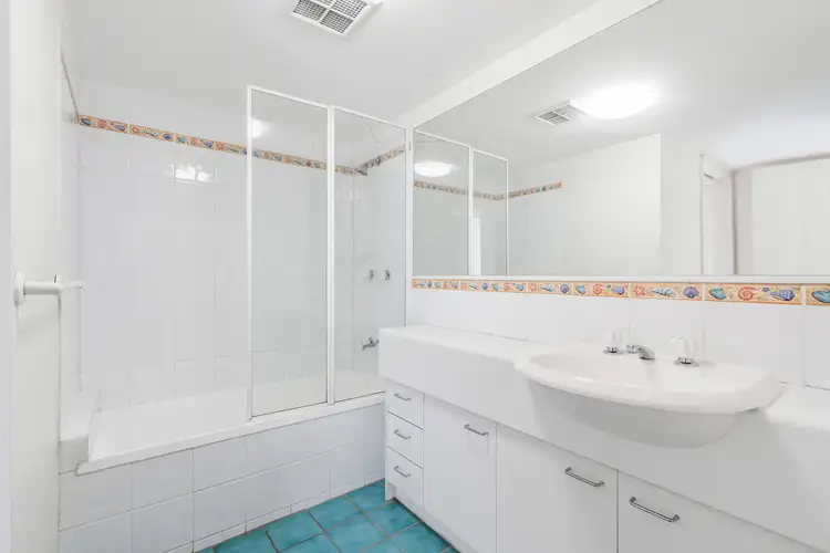 Sixth view of Homely unit listing, 1/2043 Wynnum Road, Wynnum QLD 4178