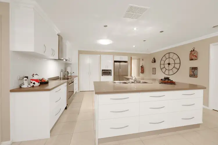 Third view of Homely house listing, 42 Ellendale Street, Rowville VIC 3178