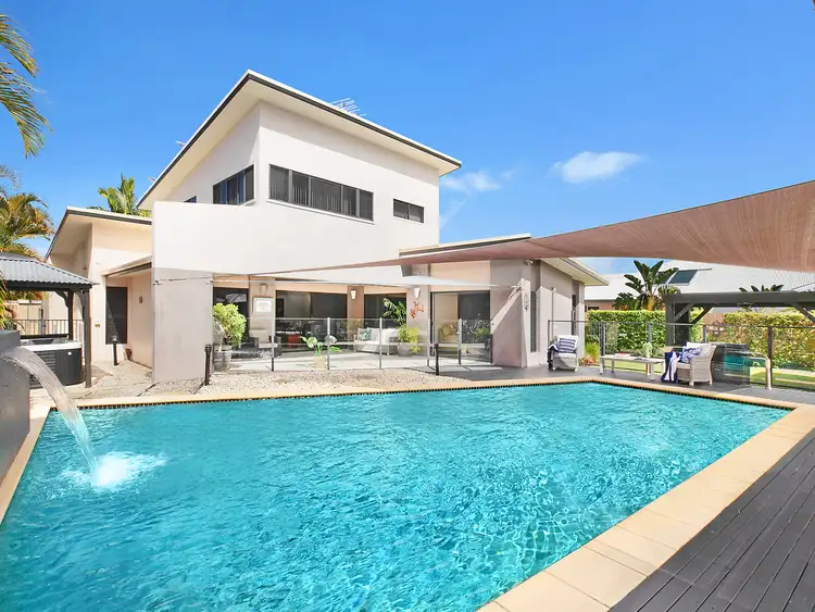 Second view of Homely house listing, 8 Campbellville Circuit, Pelican Waters QLD 4551