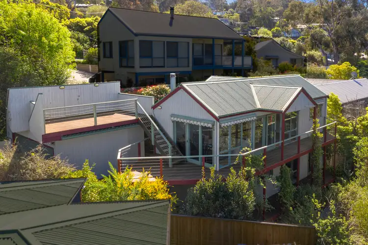 1/2A Minapre Street, Lorne VIC 3232