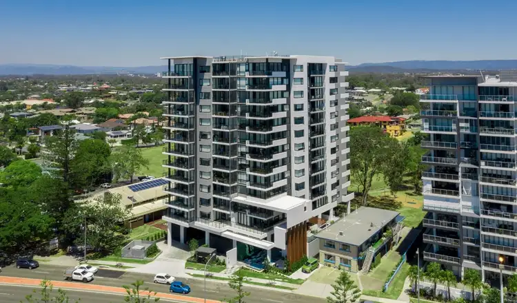 1404/372 Marine Parade, Labrador QLD 4215