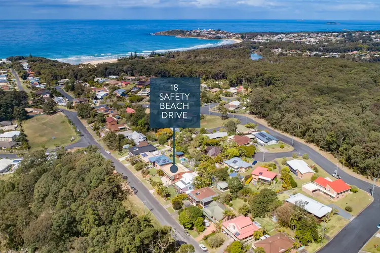18 Safety Beach Drive, Safety Beach NSW 2456