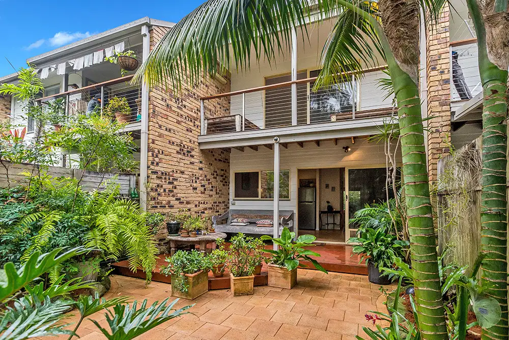 Main view of Homely unit listing, 2/1 Belongil Crescent, Byron Bay NSW 2481